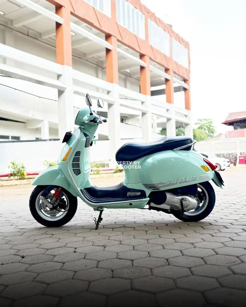 VESPA GTS 150 3V 2015 TERMURAH