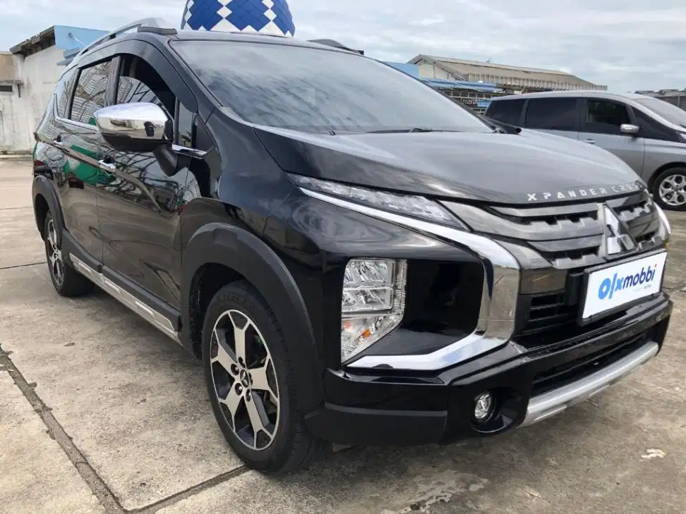 MOBIL PILIHAN Mitsubishi Xpander 1.5 Cross Premium-AT 2021 BRU B