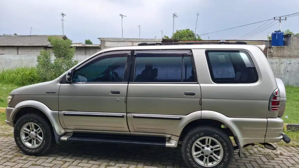 Isuzu Grand touring 2005 Diesel