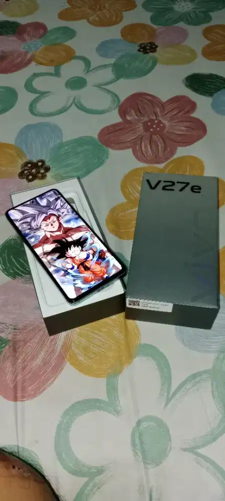 Vivo v27e ram 12+8/256