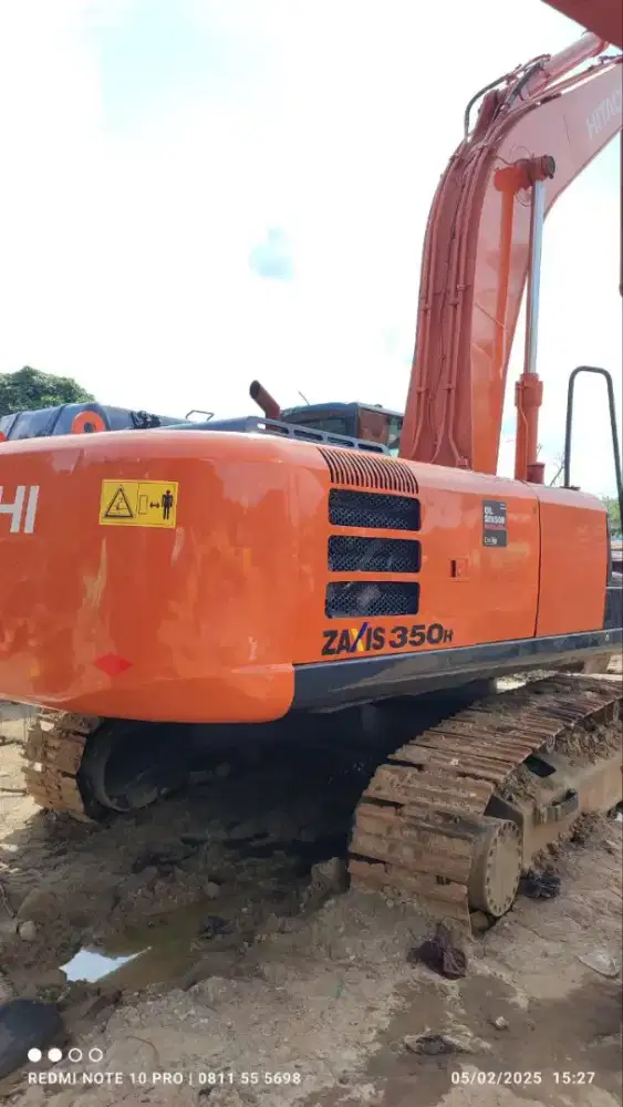 Exca Hitachi 350H 2015 di Samarinda