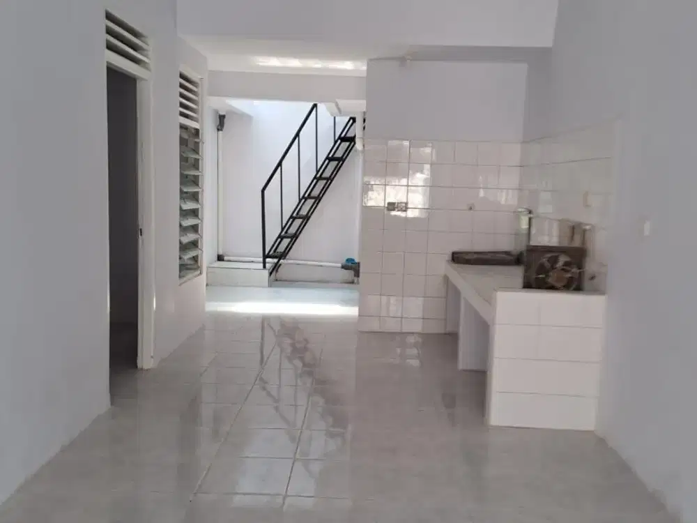 Rumah Murah 1,5 Lantai Hibrida Kelapa Gading Jakarta Utara