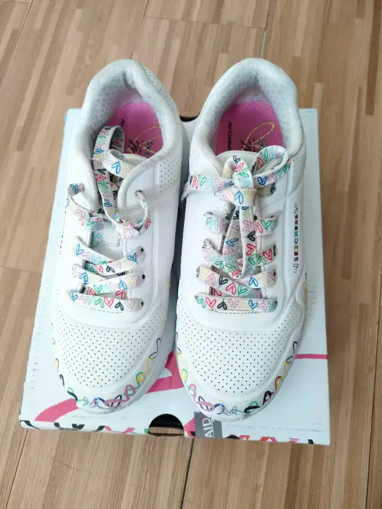 Sepatu Skechers Uno lite girl's