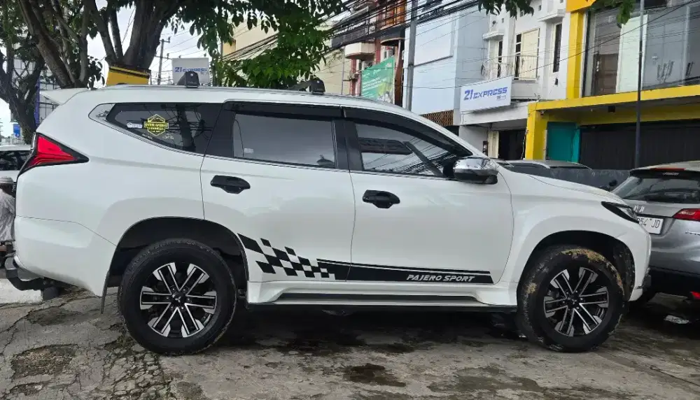 Jual mobil pajero