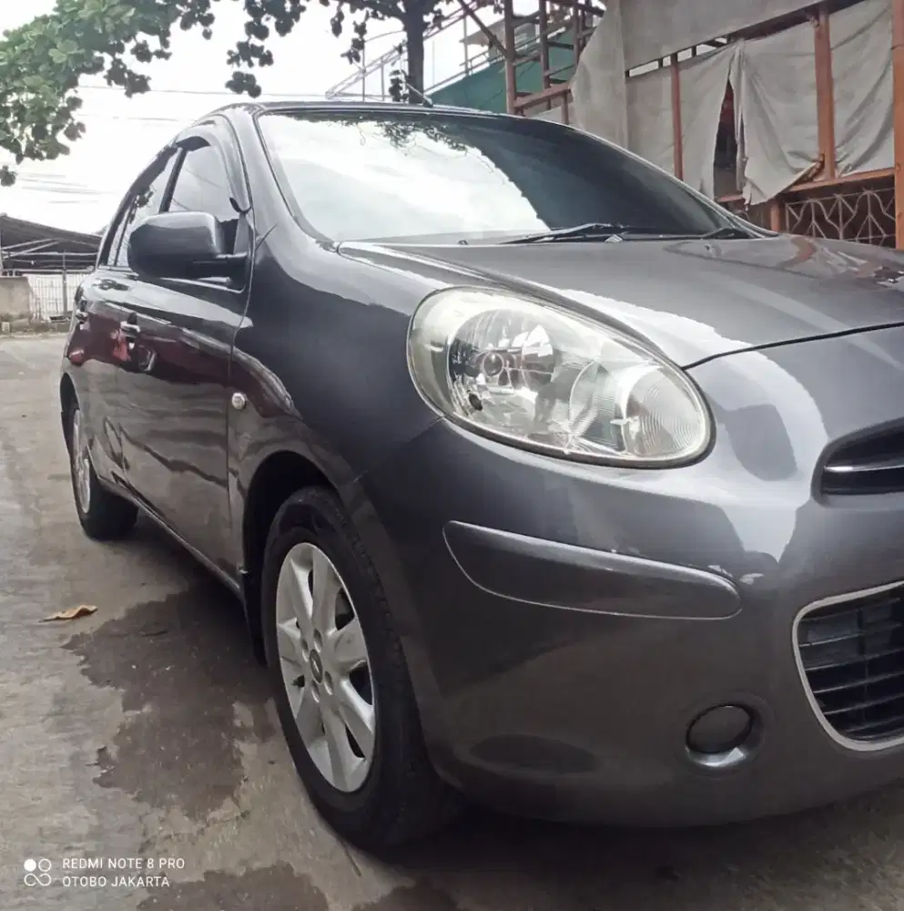 Nissan march 1.2 L 2012 at