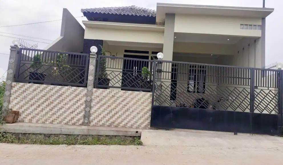 Dijual rumah asri