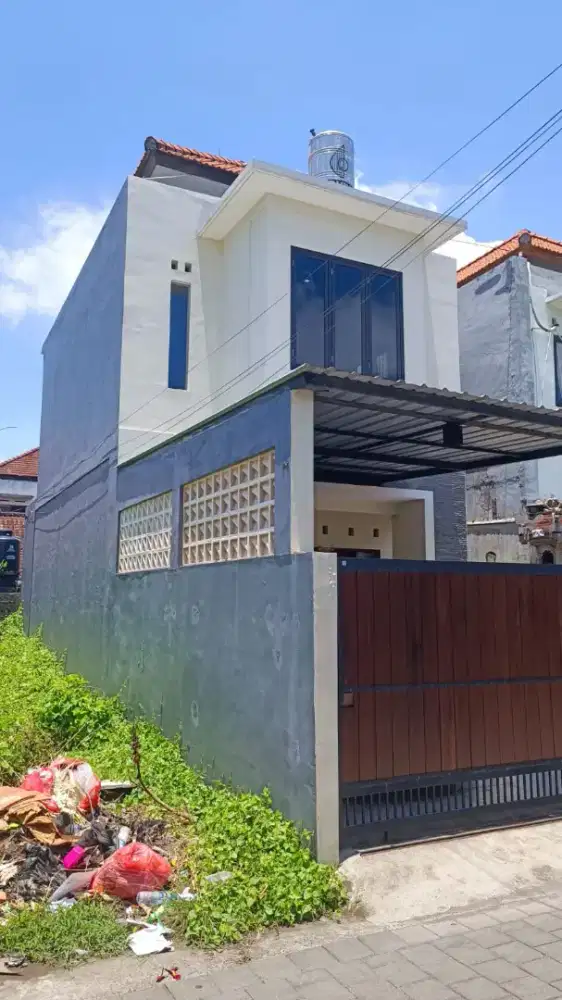 Rumah Lt 2 baru di Renovasi