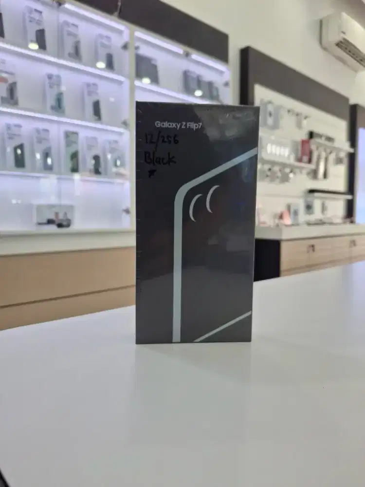 SAMSUNG GALAXY Z FLIP7 12/256GB
