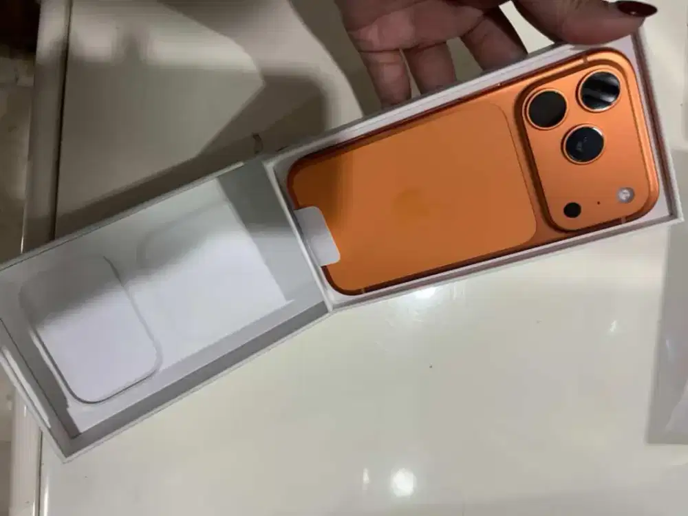 Jual Iphone 17 Pro 1 Tb ( Cosmic Orange )