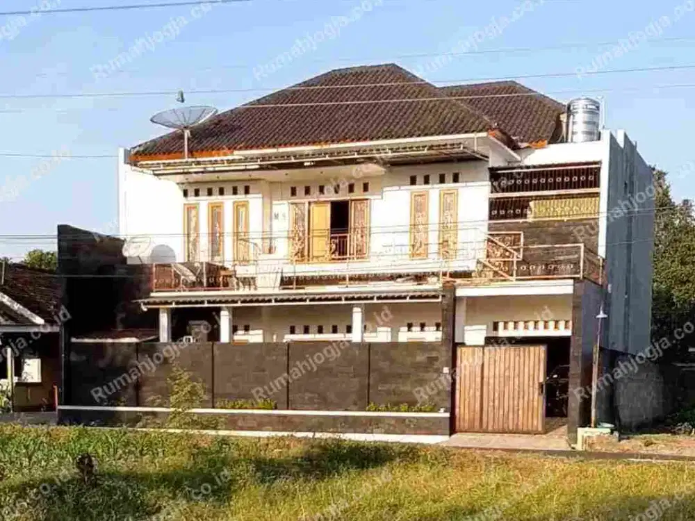 rumah 2 lantai jalan Kaliurang KM 8 jln damai termurah