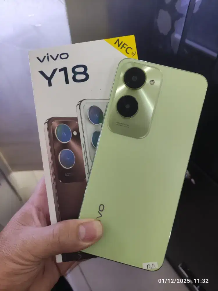 Vivo Y18 NFC Ram 4/64Gb fullset ori mulus garansi on