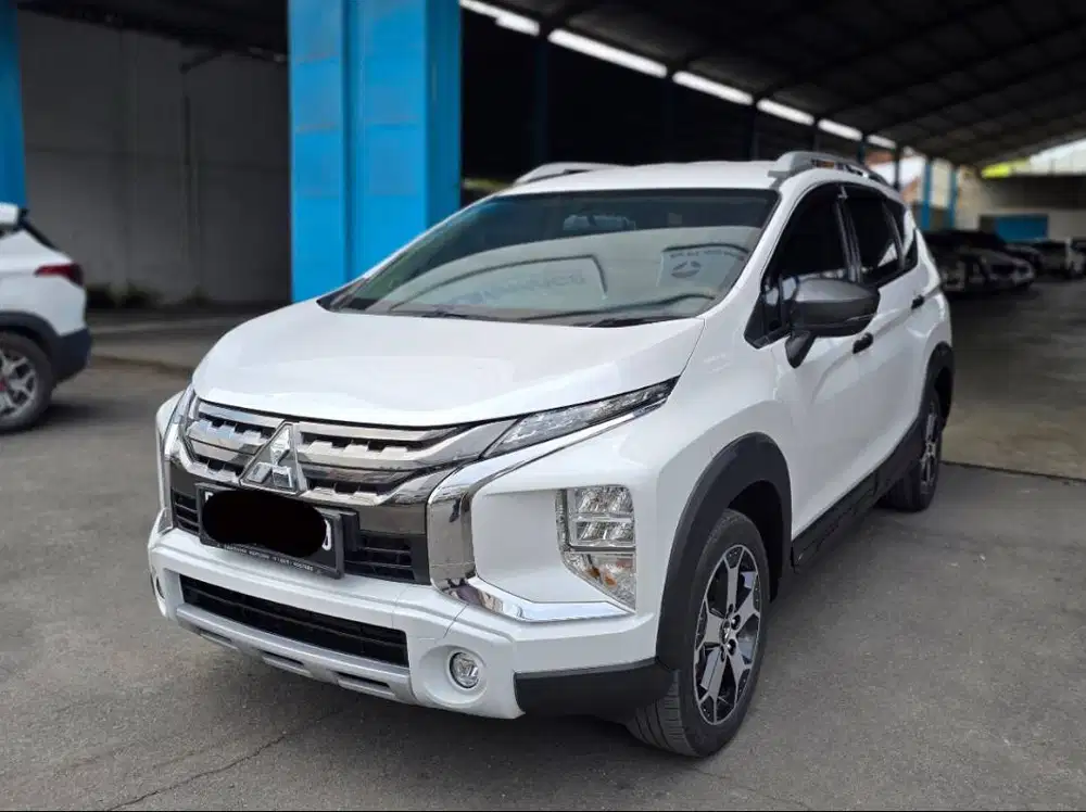 (TDP 24 JUTA) Mitsubishi Xpander Cross Premium Manual 2020 / Avanza