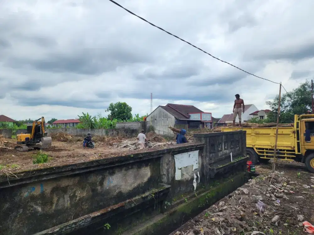 Dekat Tengkleng Gadjah, Tanah Jogja dijual Jakal km 8,9