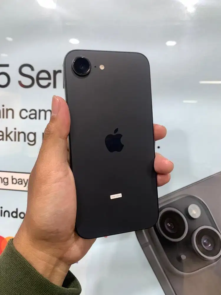 iPhone 16e 256GB Garansi Resmi iBox Black Mulus Like New
