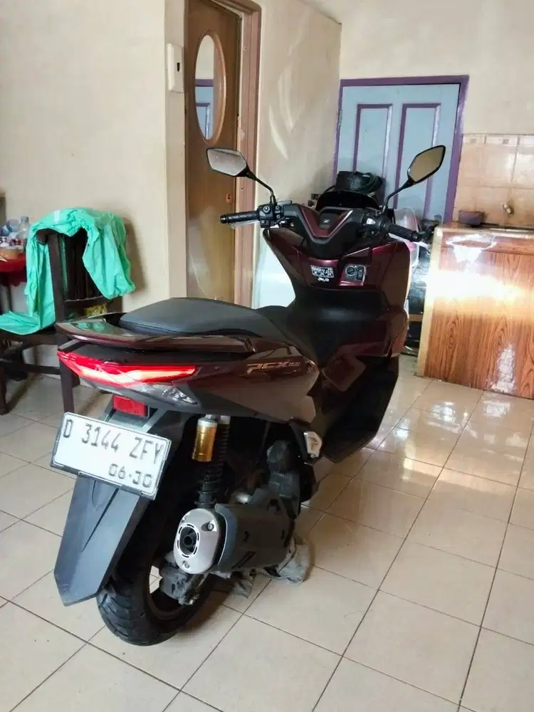 PCX 160 ROADSYNC BURGUNDY