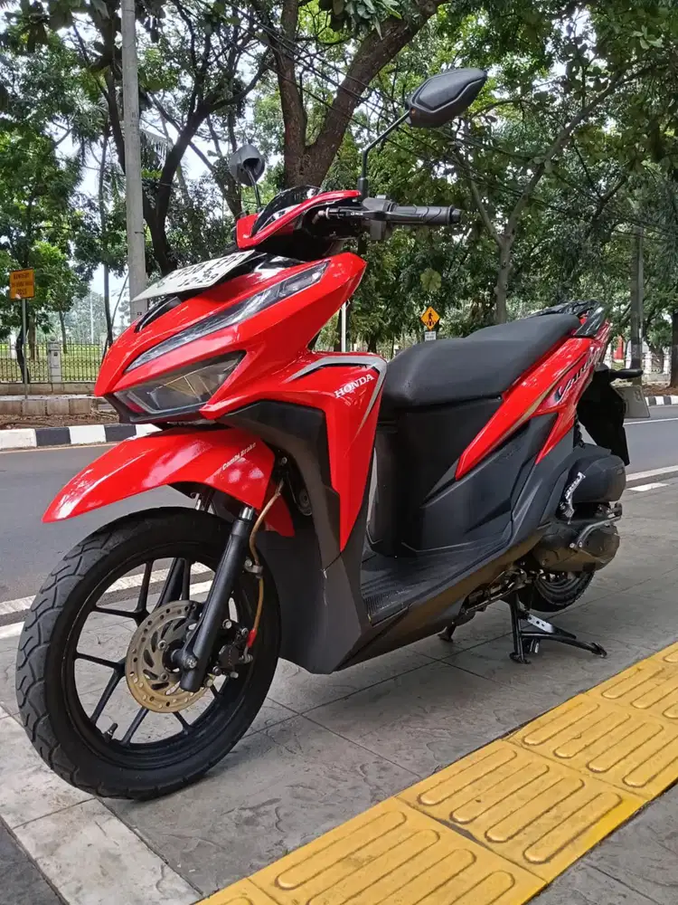 DP MINIM 3JTA CASH KREDIT NEW HONDA VARIO 125 CBS THN 2019 PAJAK IDUP