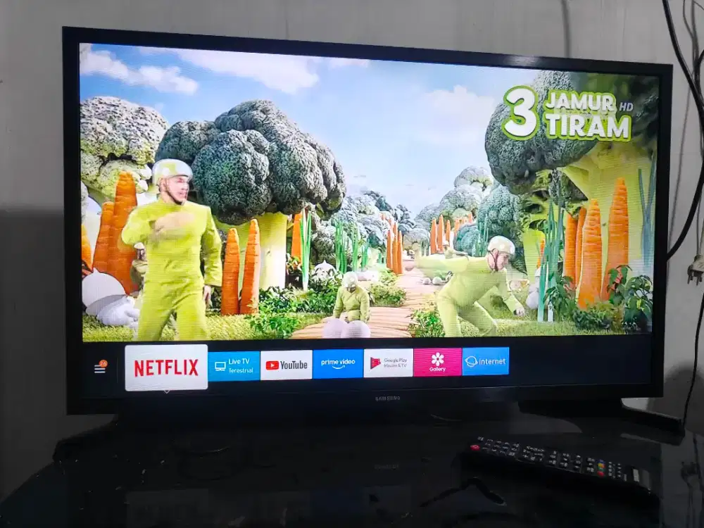 Samsung LED Smart TV 32 inch digital(kondisi like New)