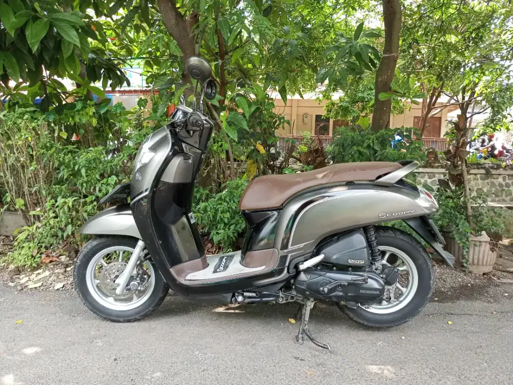 Mulus tidak ada baret Honda Scoopy donat