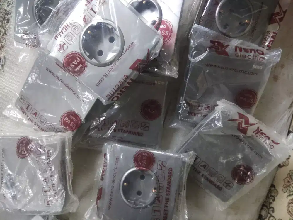 stop kontak & saklar merk NERO