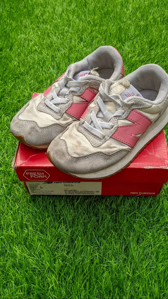 New Balance Kids – Fresh Foam (Size Anak TK)