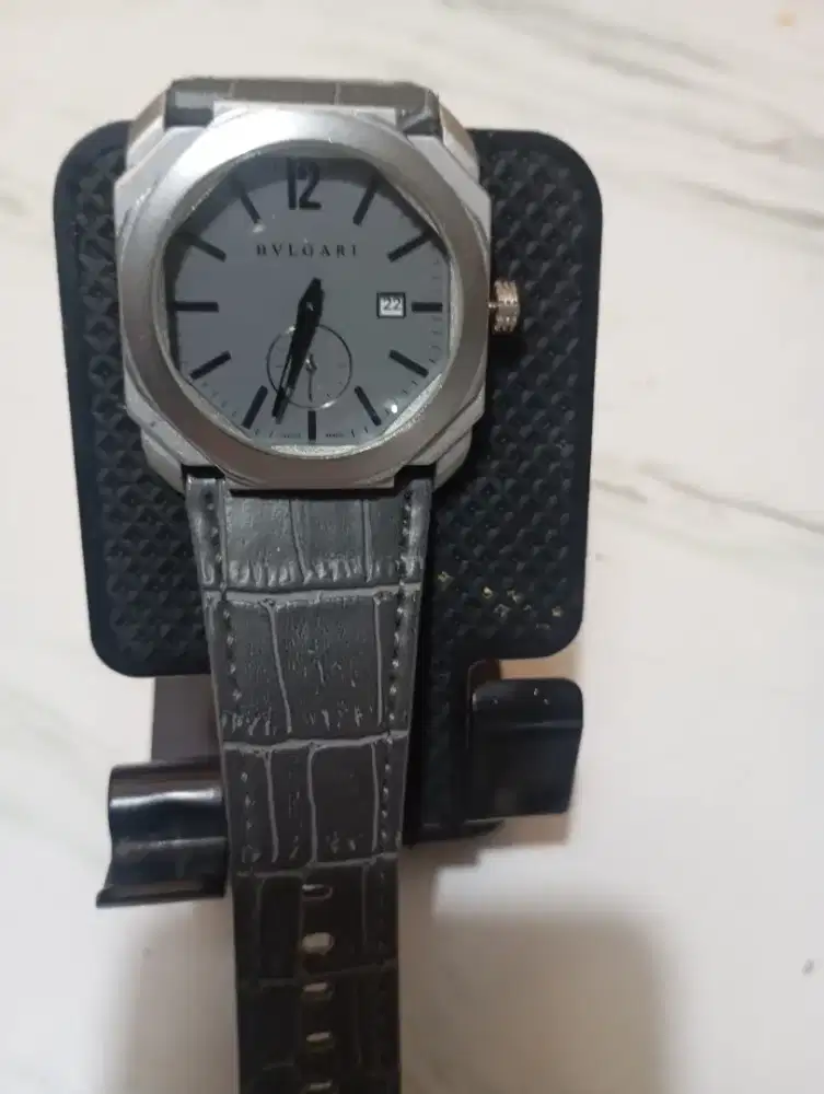 Jam tangan merk BVLGARI