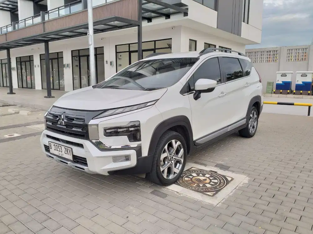 (Pajak Pjg) Mitsubishi Xpander Cross Premium Package AT 2022 / 2023