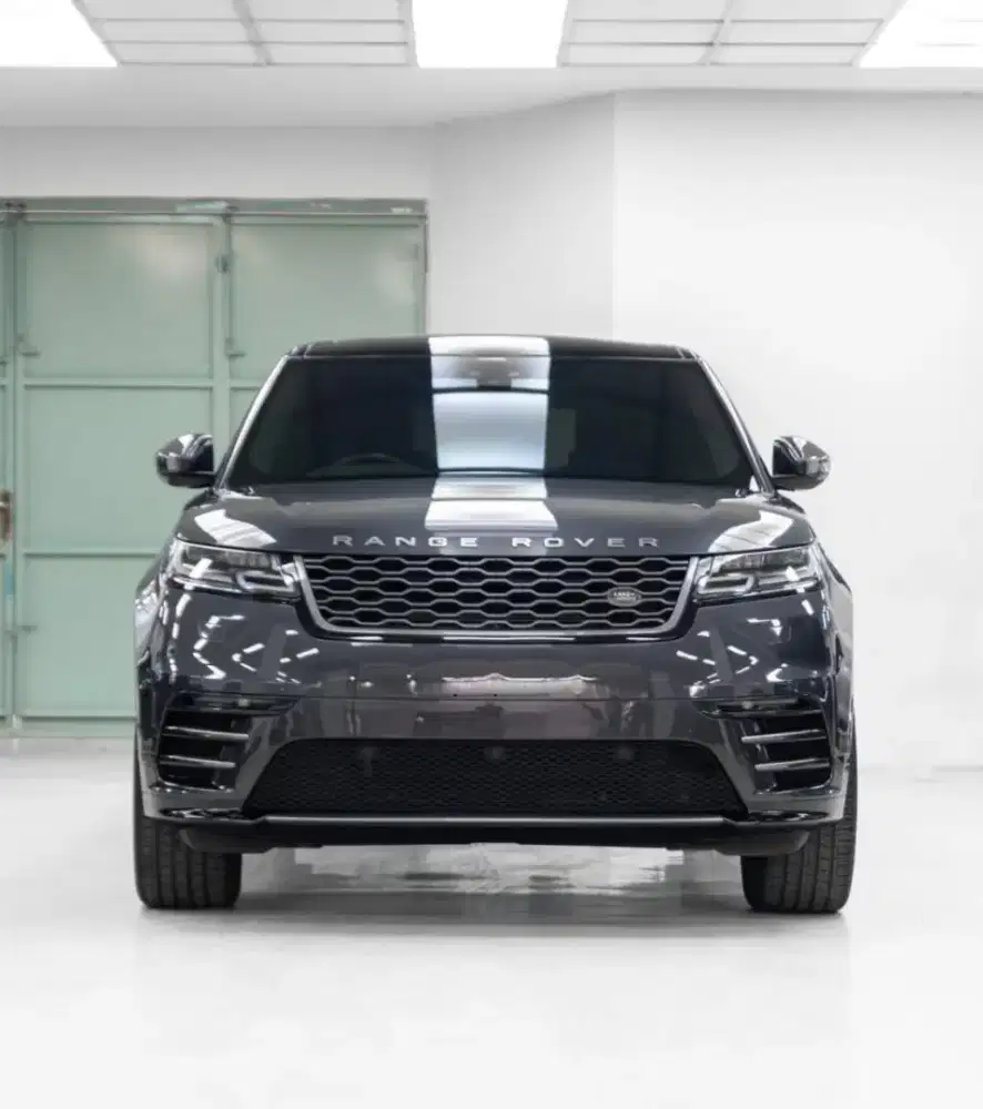 Range Rover Velar 2018 low KM