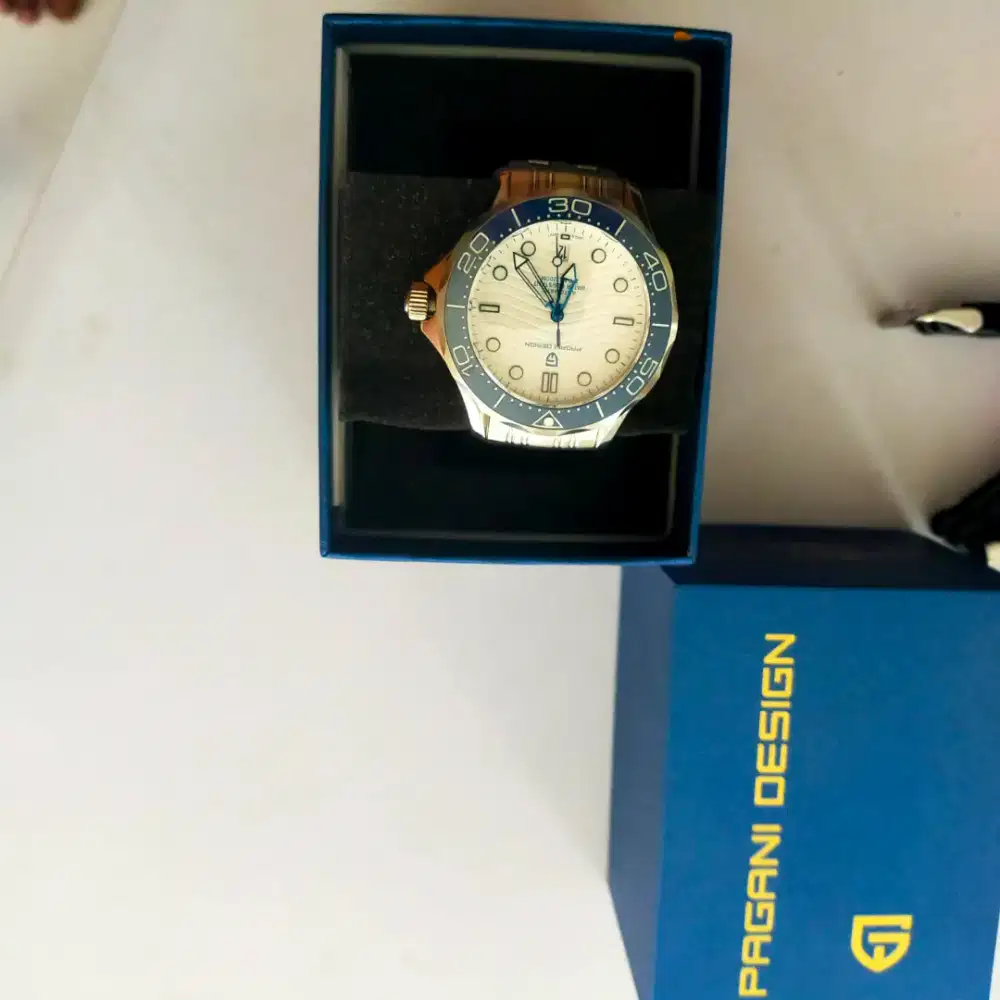 Jam tangan Pagani design