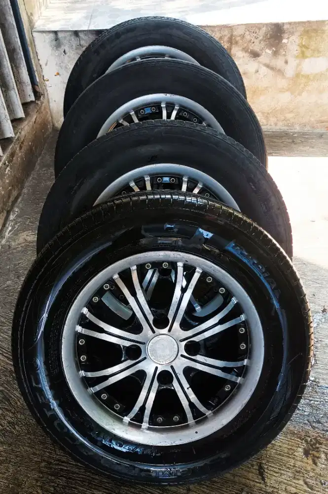 Velk HRE ring 14 Murmer pcd 4x114 mulus