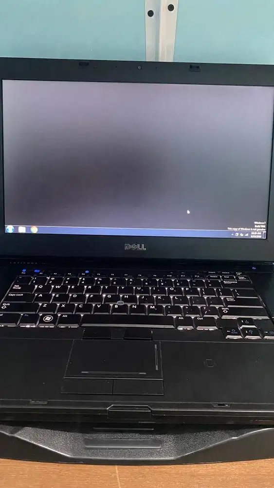 Laptop DELL Latitude Core i5 Vga Nvidia NVS 3100M Ram 4gb Second