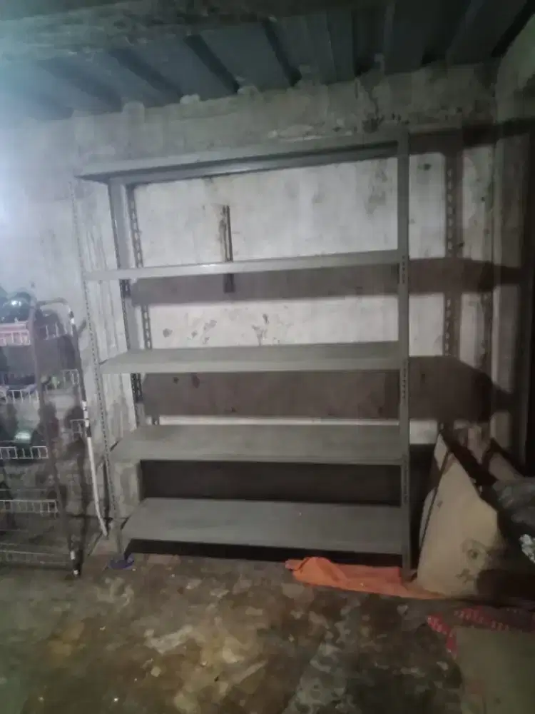 Rak serba guna masih bagus