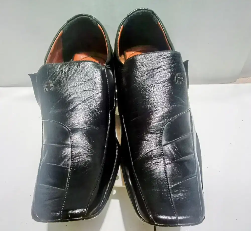 Shopee COD - Sepatu Pria Kekinian Kulit Import Original