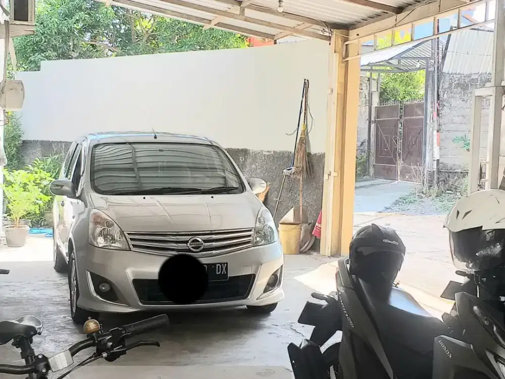 Dijual Rumah strategis dengan garasi luas untuk 3 mobil, di lingkungan asri dekat Kampus UII, pondok psantren pandanaran