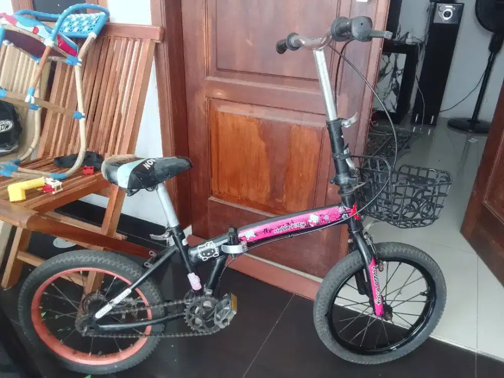 Sepeda lipat UK. 16 siap gowes