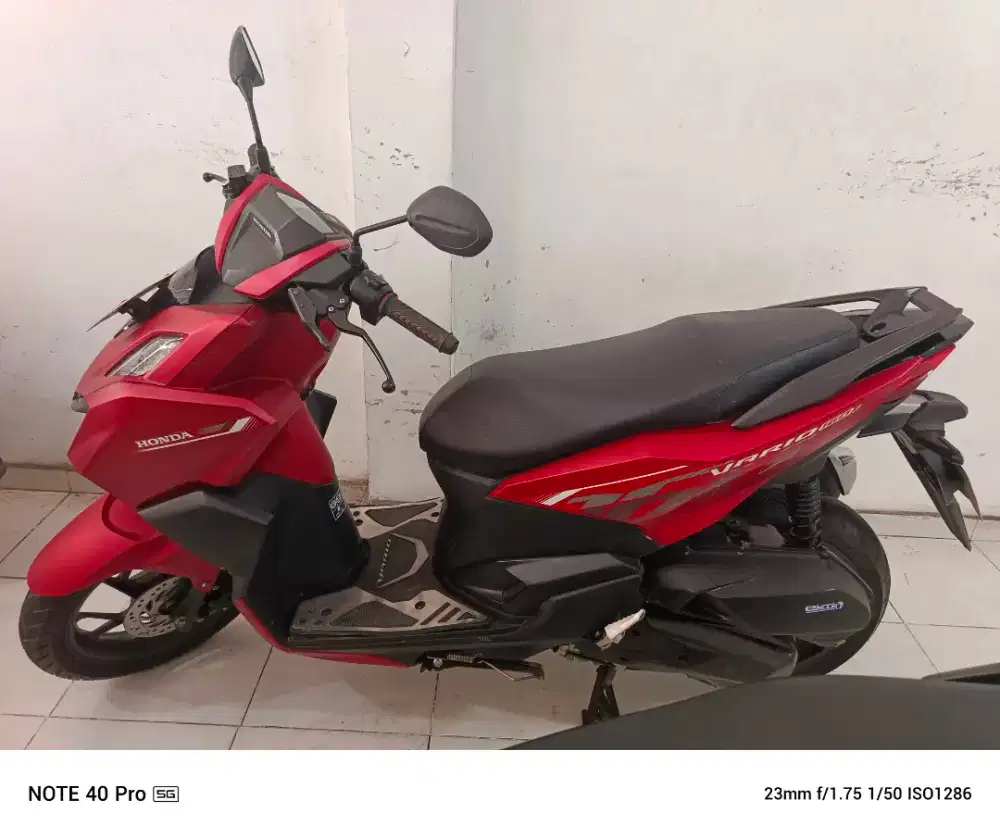 Jual beli vario 160 th2023 seberang warung mas bro hairi motor bjm
