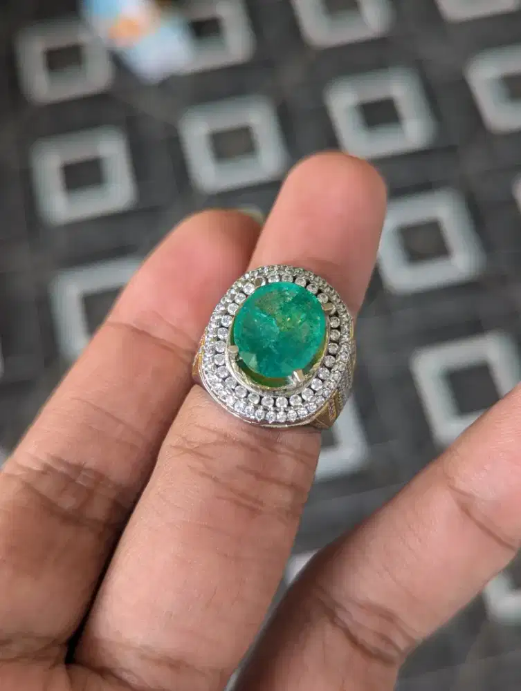 Batu zamrud emerald beryl