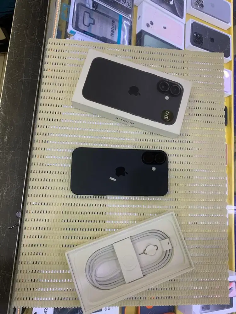 Iphone 16 128GB IBOX Garansi On - April 2026