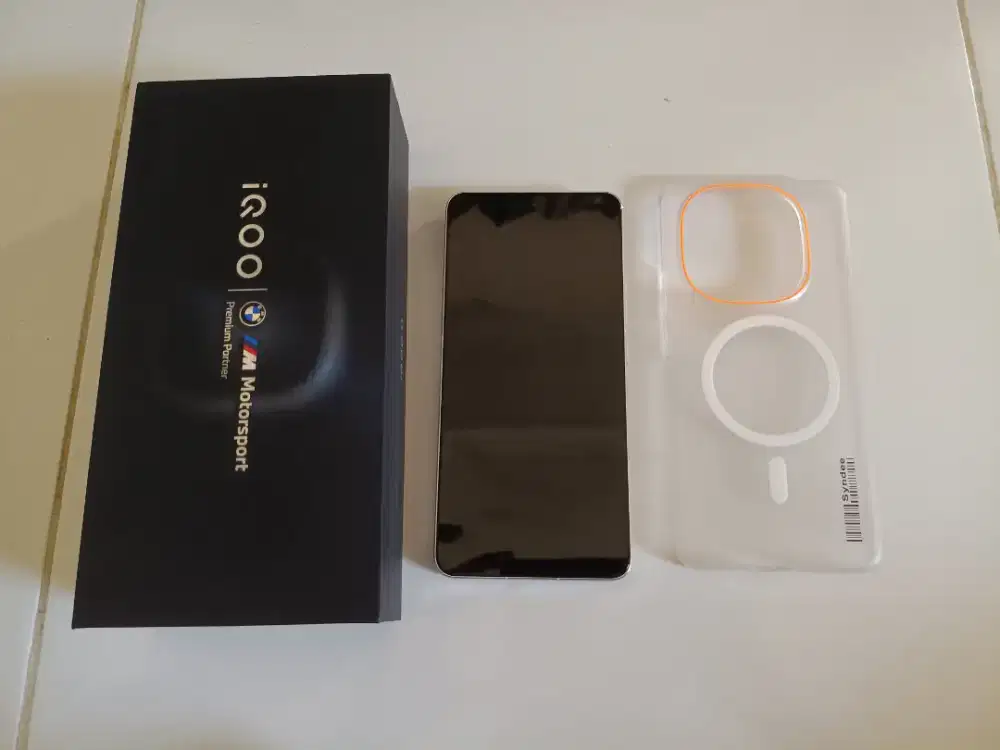 Dijual Iqoo 13 12/256