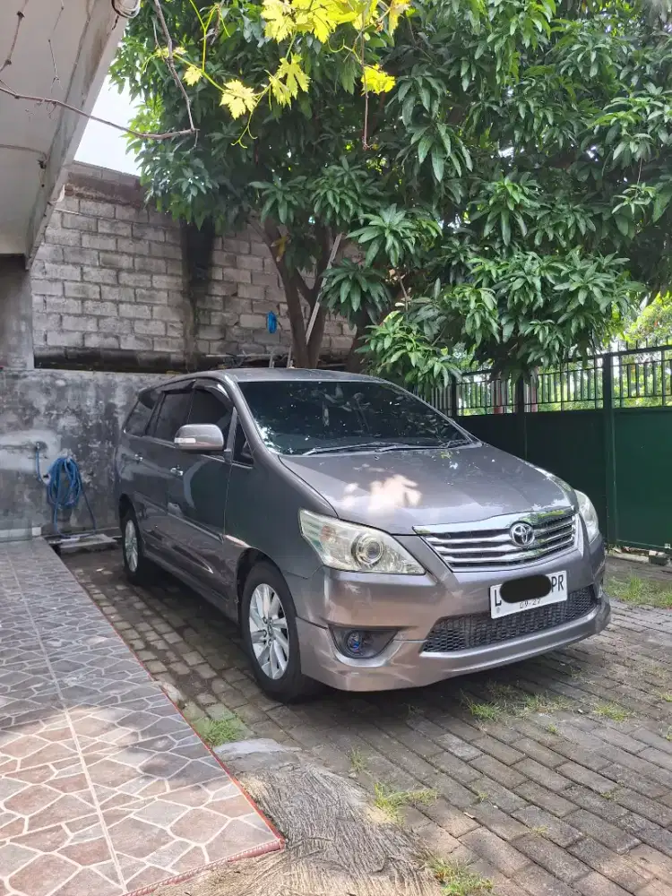 Toyota Kijang Innova V diesel Matic 2013