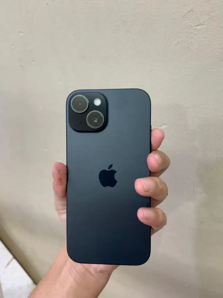 Iphone 15 128GB IBOX Garansi On - Agustus 2026