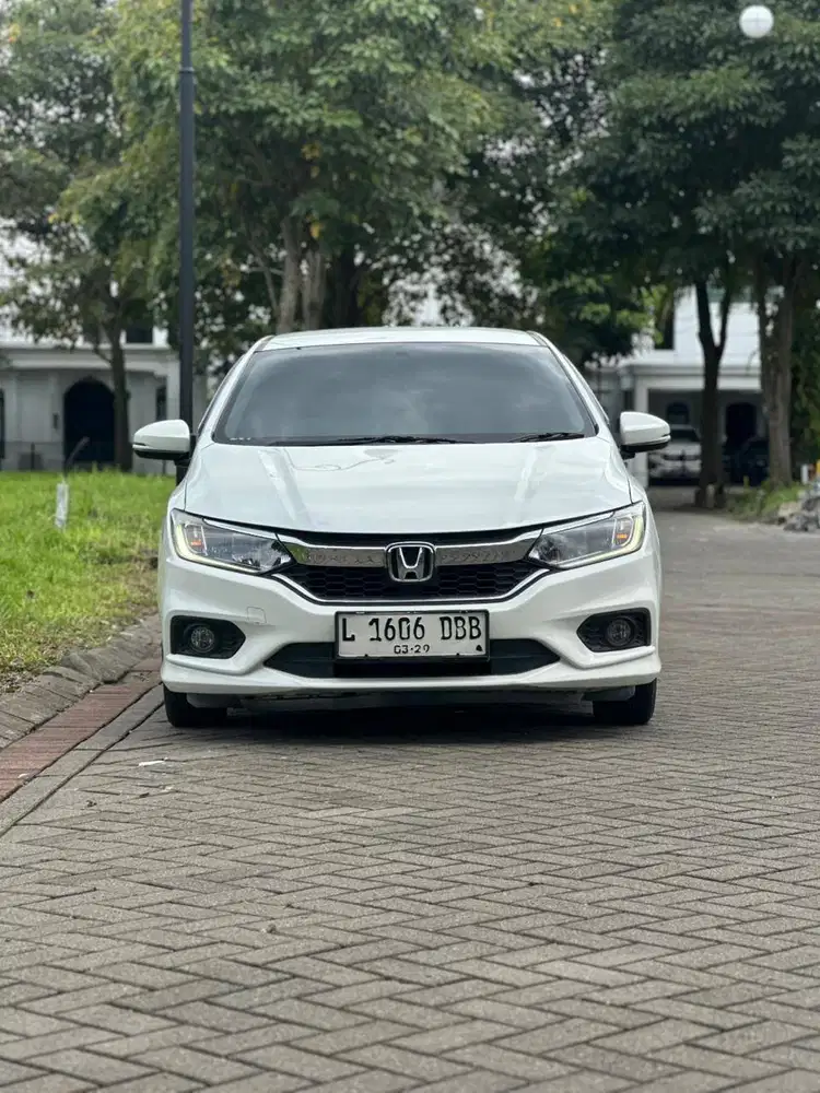 CITY E 1.5 2017 PMK 2018 MATIC SUPER TOP KONDISI ANTIK