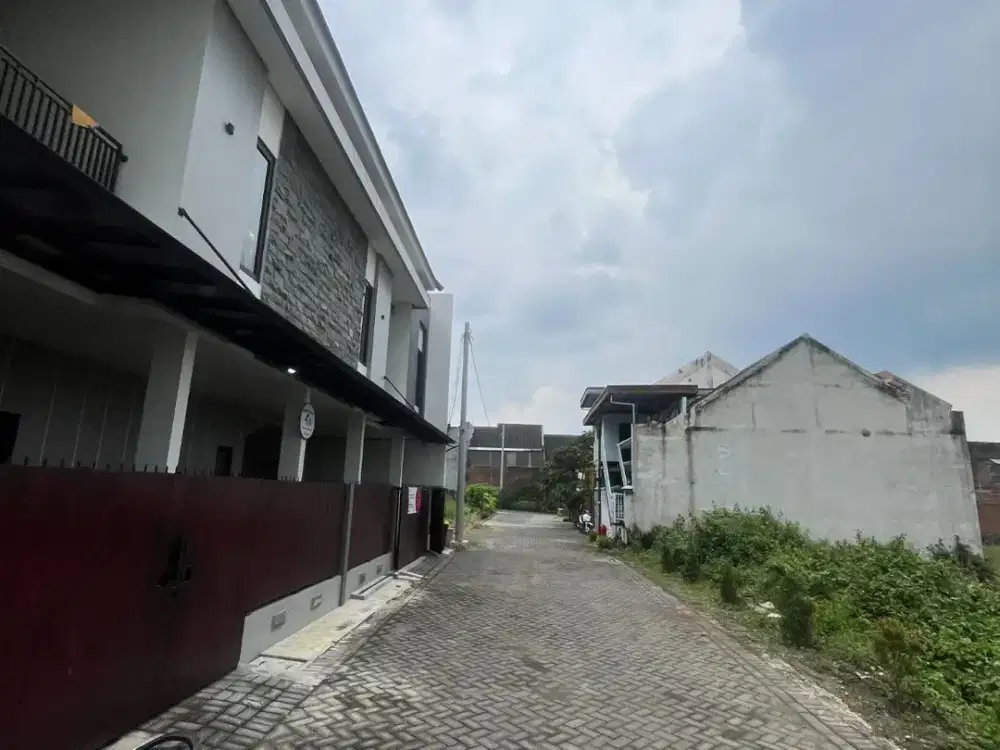 SHM, Langsung Balik Nama Kost Malang Arada Jojo Untung 40% Siteplan Standar Developer