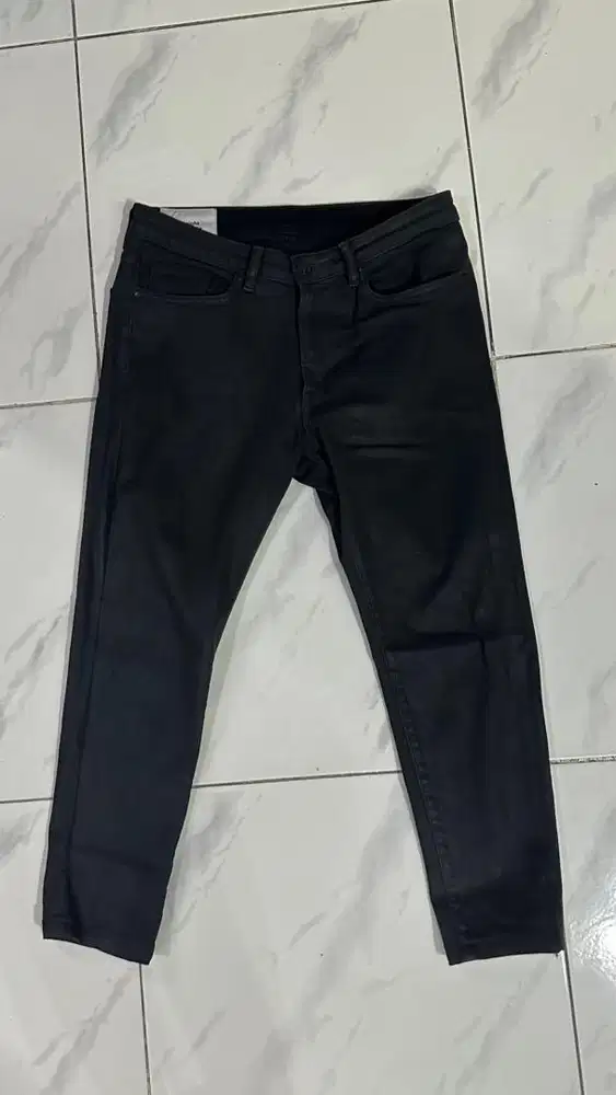 H&M celana panjang hitam pekat