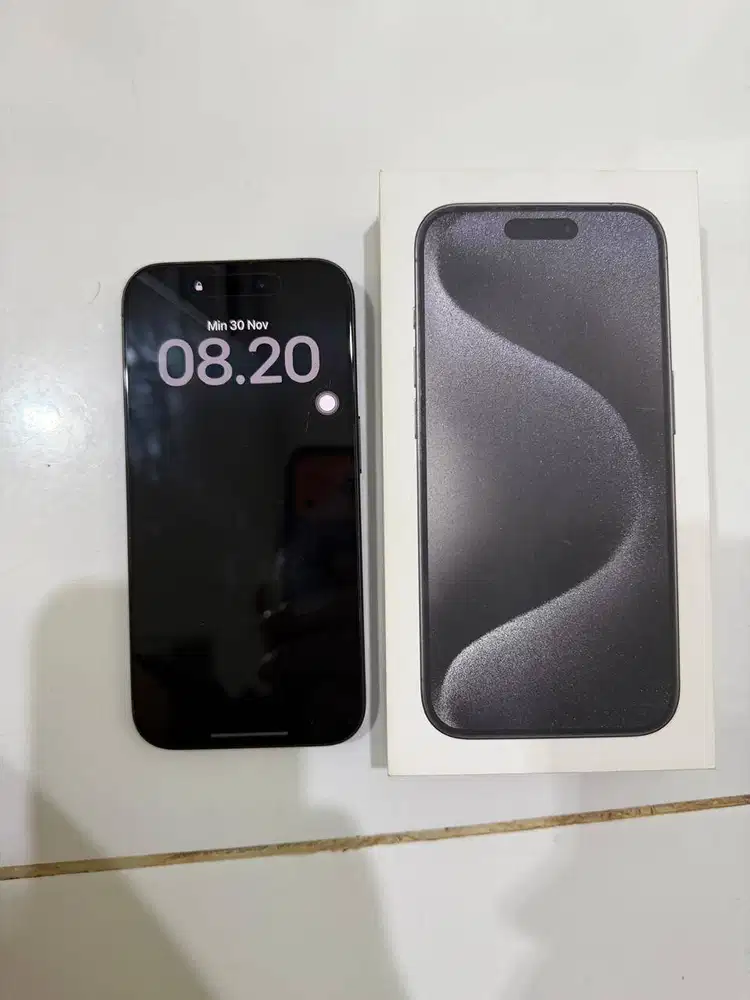iPhone 15 Pro 256 GB Black Titanium unit iBox Resmi