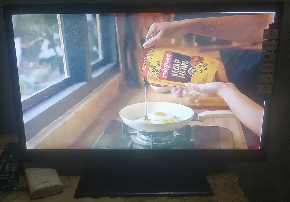 TV LED 22 INC POLYTRON (Minus Polaris Saja)Layak Tonton Bagus & Normal