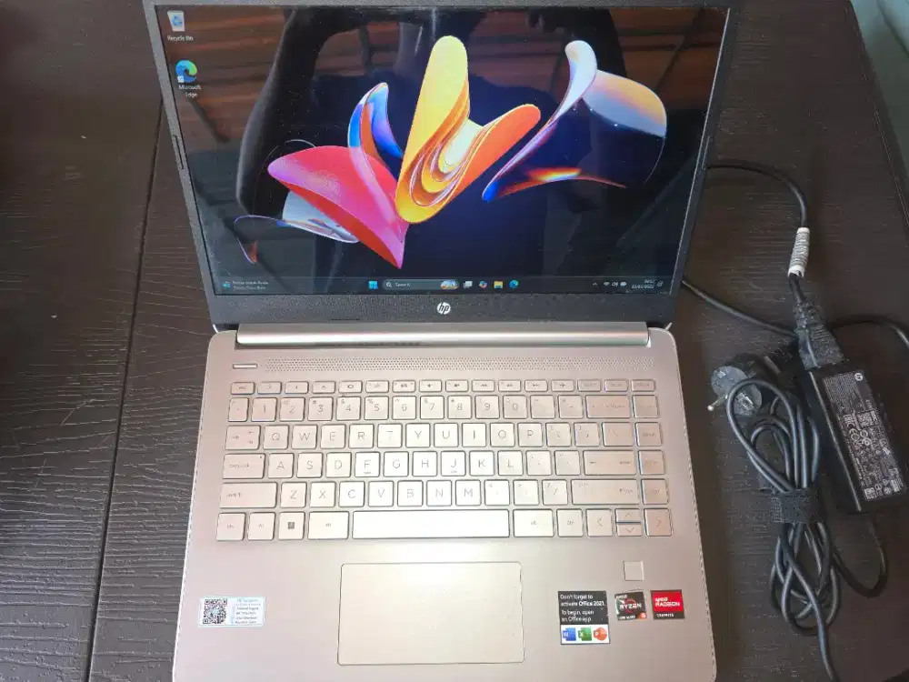 HP Laptop 14s-fq2xox