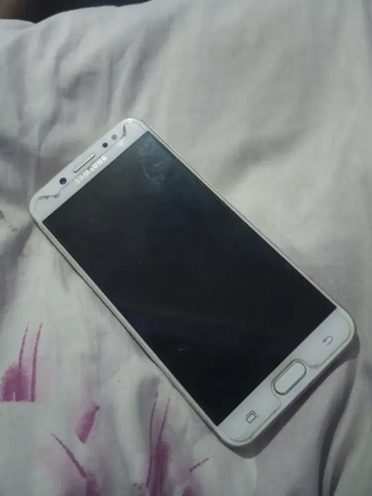 Samsung J7 Plus Ram 4 Normal