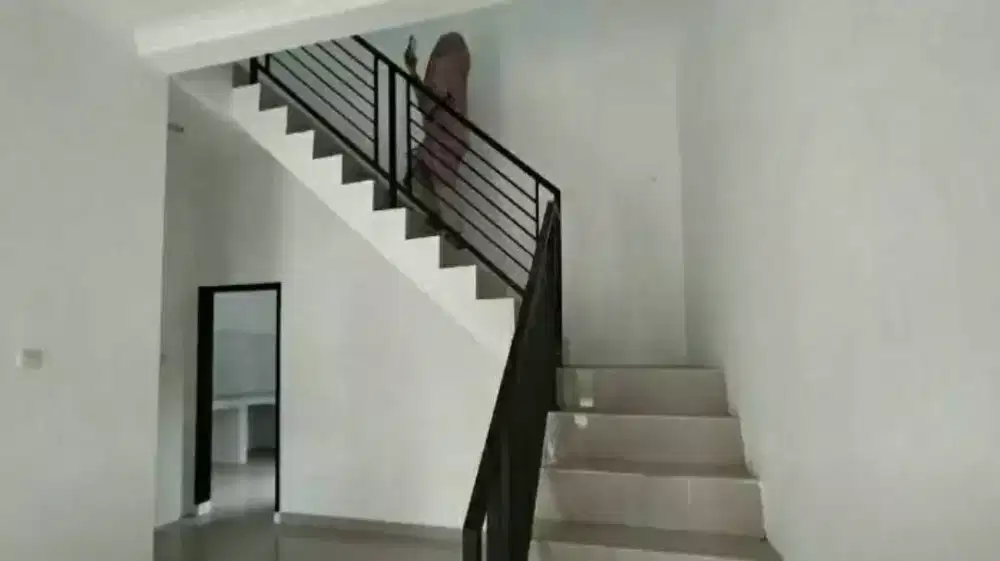 Rp 650Jt Tipe 80/100 Nuansa Villa Cluster 2KT Halaman Belakang Luas