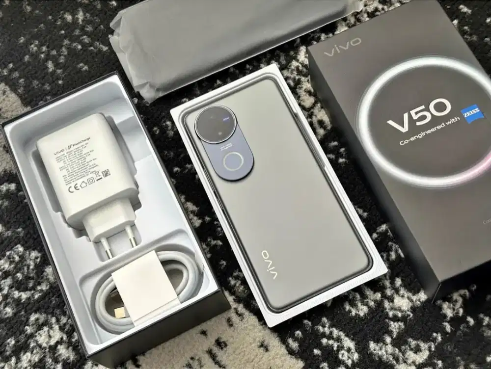 Vivo V50 12/256 GB Lengkap Ori