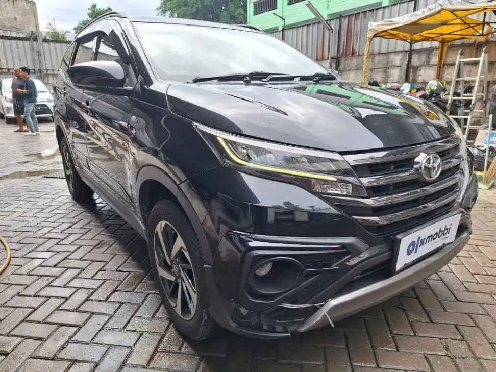 MOBIL PILIHAN Toyota Rush 1.5 GR Sport Bensin-AT 2022 AAP B